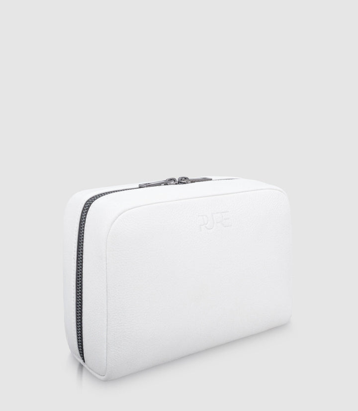 Kosmetiktasche Leder MIRA Ivory White aus echtem Leder von PURE Leather Studio | PURE Leather Studio
