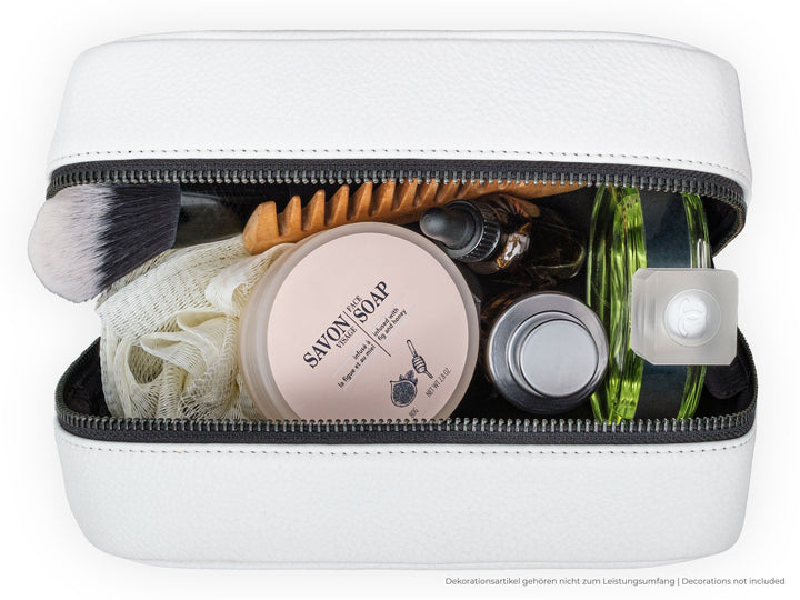 Kosmetiktasche Leder MIRA Ivory White aus echtem Leder von PURE Leather Studio | PURE Leather Studio