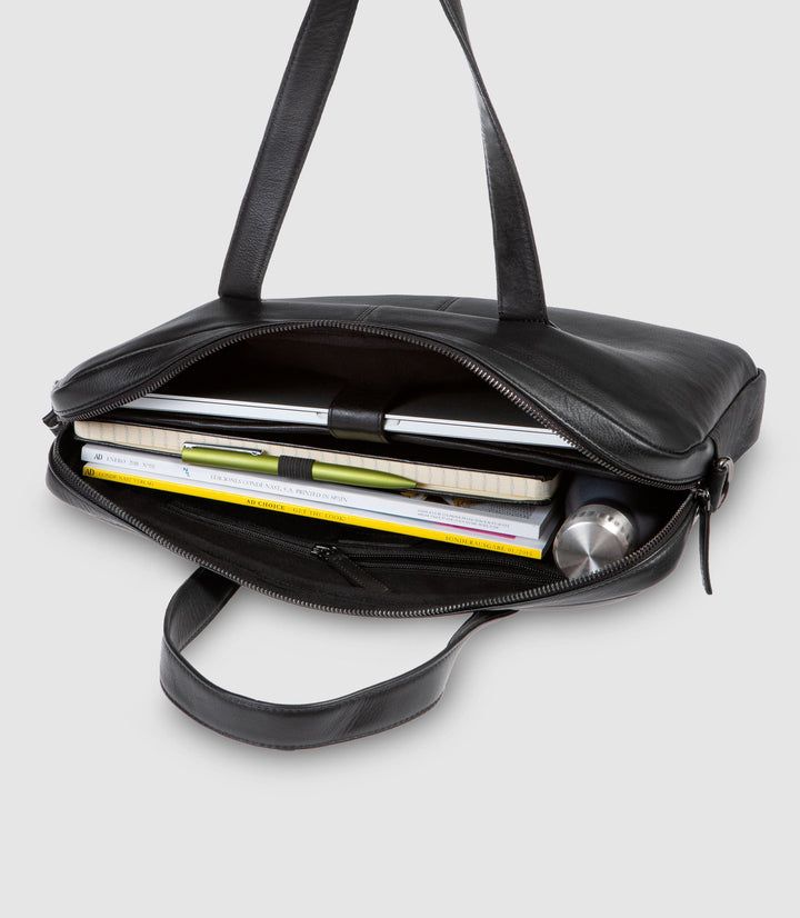 Laptoptasche Leder CAPELLA Midnight Black aus echtem Leder von PURE Leather Studio | PURE Leather Studio