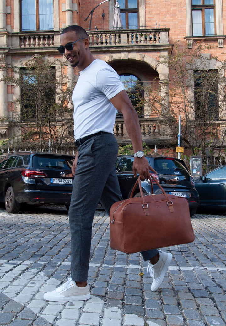 Reisetasche Leder CANOPUS Cognac aus echtem Leder von PURE Leather Studio | PURE Leather Studio