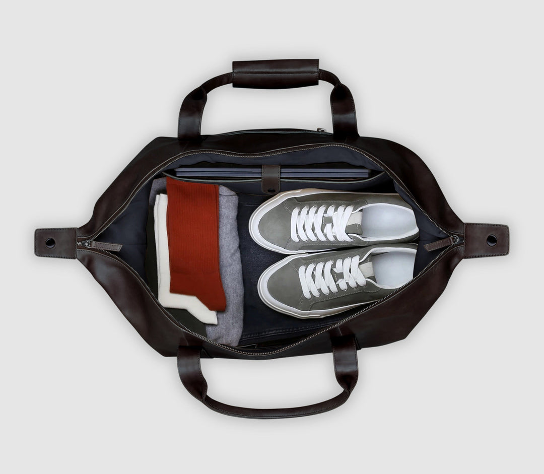 Reisetasche Leder ELNATH Chocolate aus echtem Leder von PURE Leather Studio | PURE Leather Studio