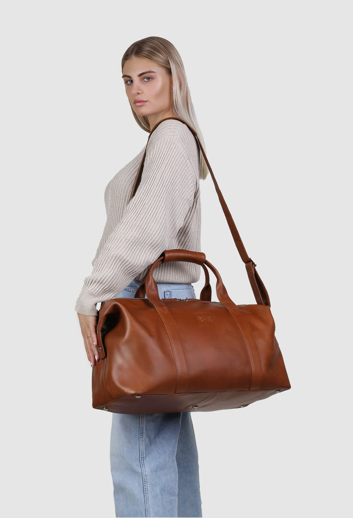 Reisetasche Leder ELNATH Cognac aus echtem Leder von PURE Leather Studio | PURE Leather Studio