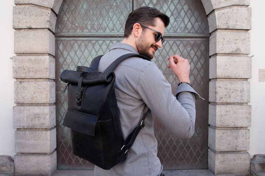 Pure Leather Studio: Rucksäcke Banner