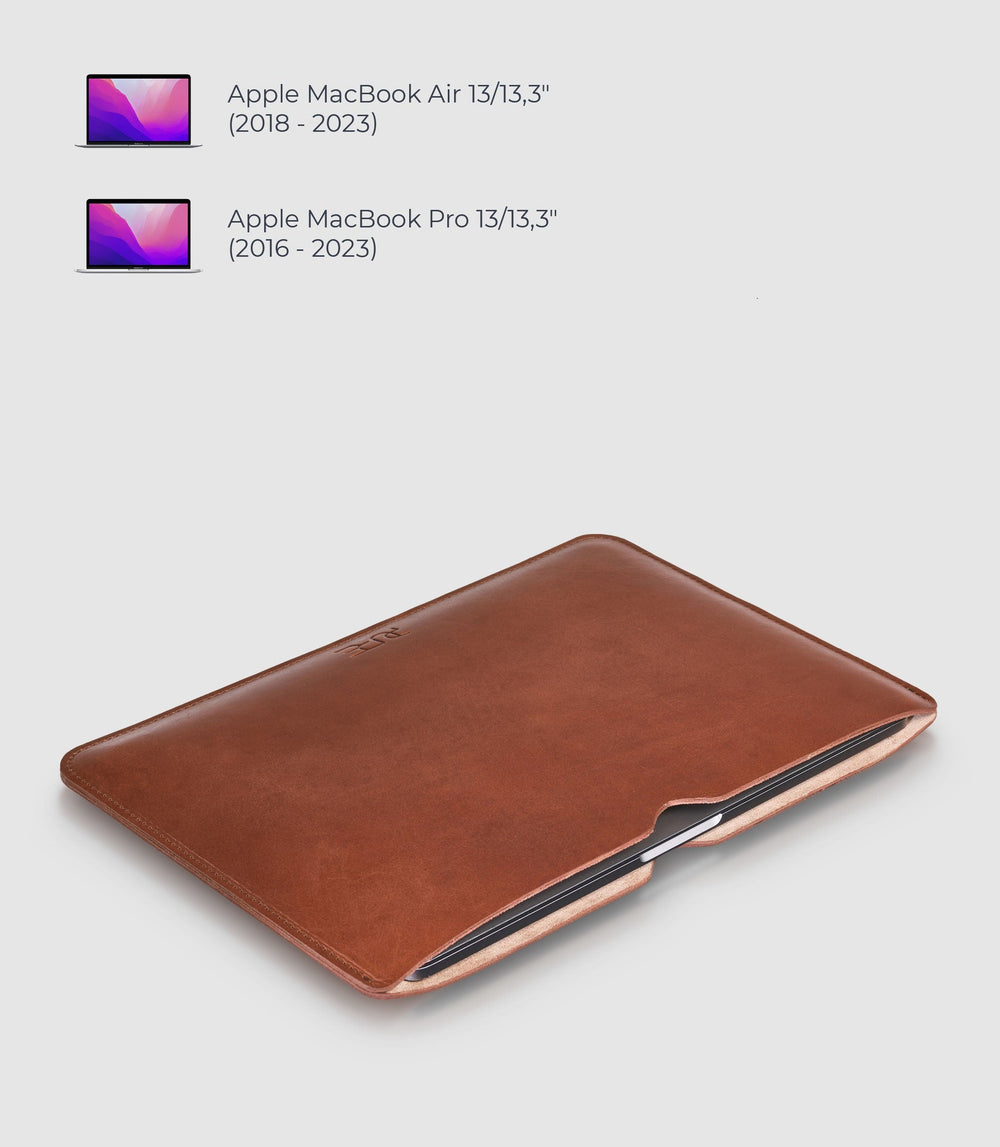 13" MacBook Lederhülle AVIOR Cognac aus echtem Leder von PURE Leather Studio | PURE Leather Studio