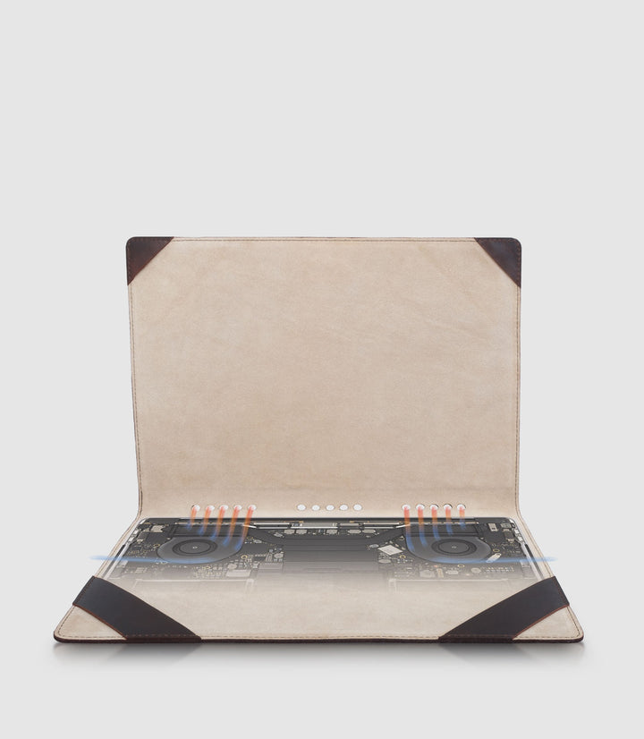 13 Zoll MacBook Lederhülle ATRIA Chocolate aus echtem Leder von PURE Leather Studio | PURE Leather Studio