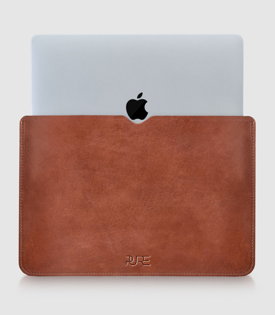 16" MacBook Lederhülle AVIOR Cognac aus echtem Leder von PURE Leather Studio | PURE Leather Studio