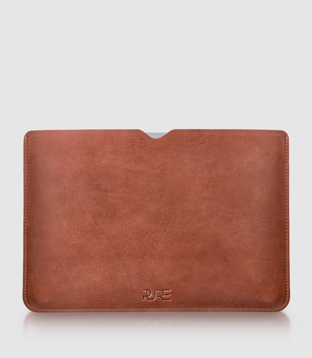 16" MacBook Lederhülle AVIOR Cognac aus echtem Leder von PURE Leather Studio | PURE Leather Studio