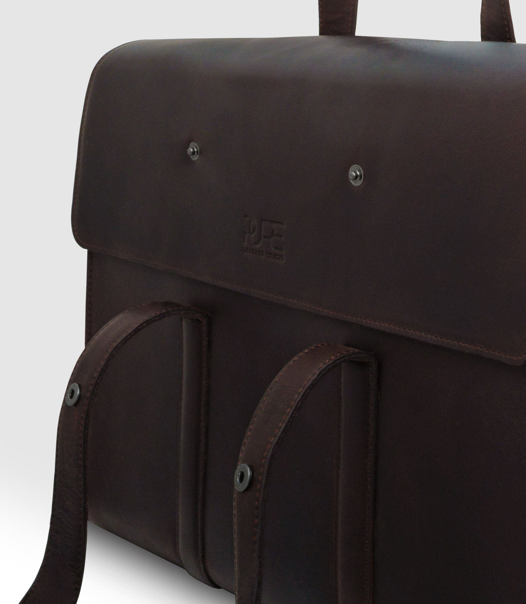Aktentasche Leder LESATH Chocolate aus echtem Leder von PURE Leather Studio | PURE Leather Studio