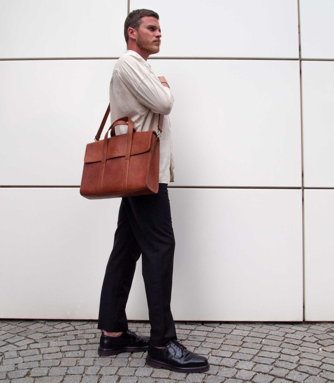 Aktentasche Leder LESATH Cognac aus echtem Leder von PURE Leather Studio | PURE Leather Studio