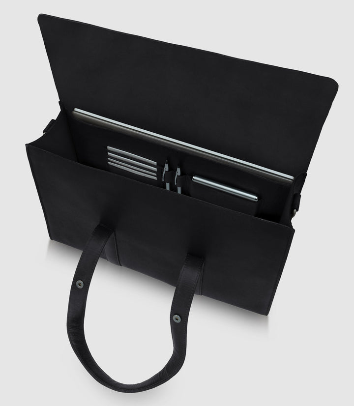 Aktentasche Leder LESATH Midnight black aus echtem Leder von PURE Leather Studio | PURE Leather Studio