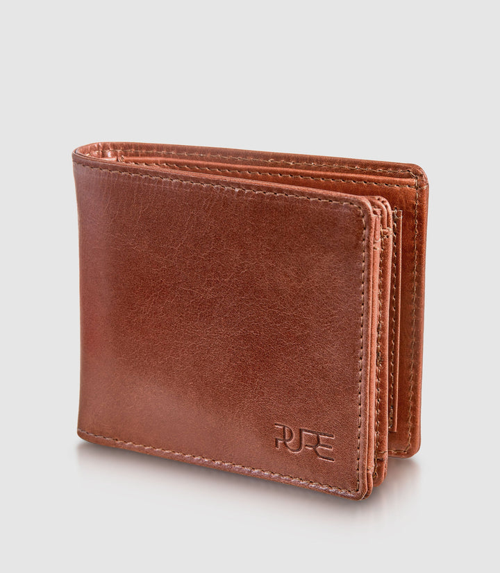 Geldbeutel Leder CASTOR Trifold Cognac aus echtem Leder von PURE Leather Studio | PURE Leather Studio