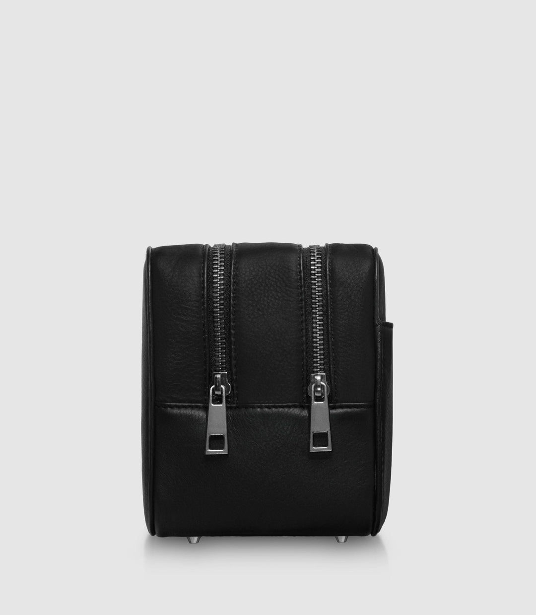 Kulturtasche Leder ATLAS XL Midnight Black aus echtem Leder von PURE Leather Studio | PURE Leather Studio