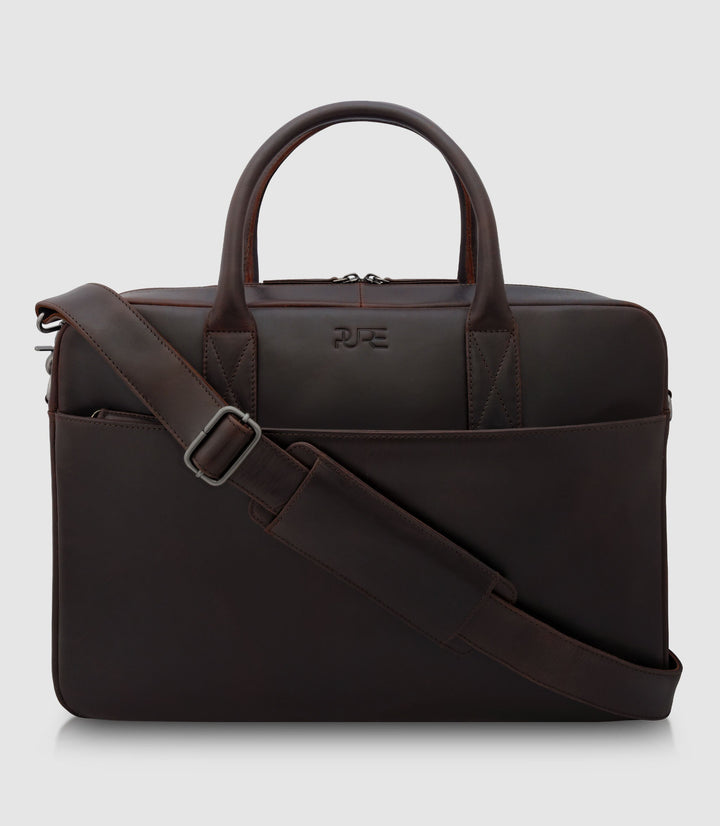 Laptoptasche Leder NAOS Chocolate aus echtem Leder von PURE Leather Studio | PURE Leather Studio