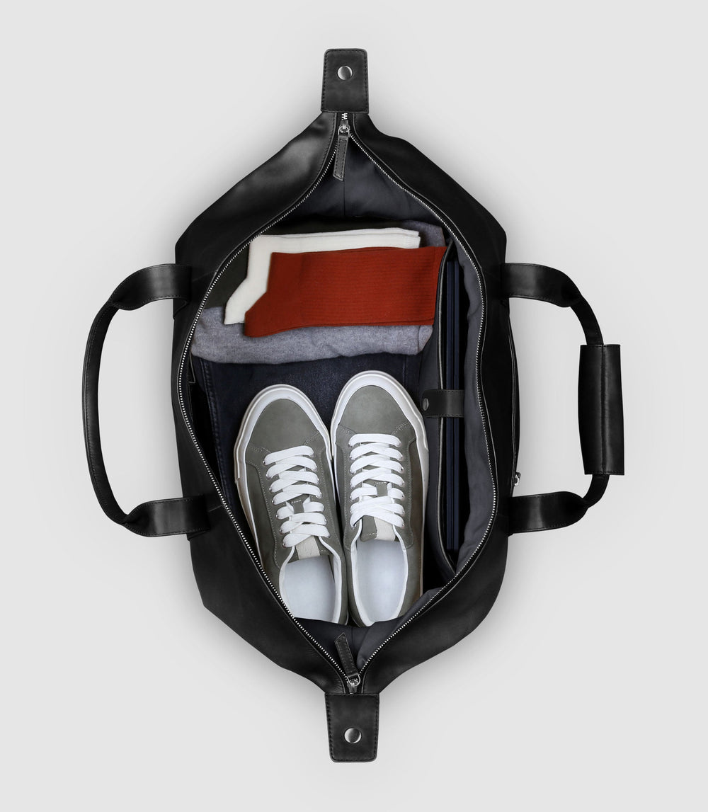 Reisetasche Leder ELNATH Midnight Black aus echtem Leder von PURE Leather Studio | PURE Leather Studio