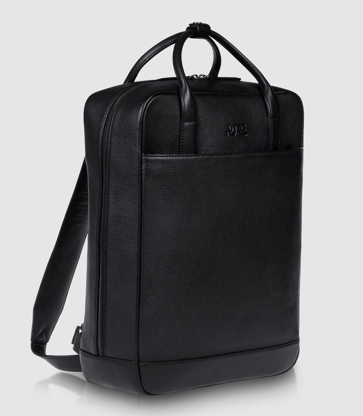 Rucksack Leder VEGA Midnight Black aus echtem Leder von PURE Leather Studio | PURE Leather Studio