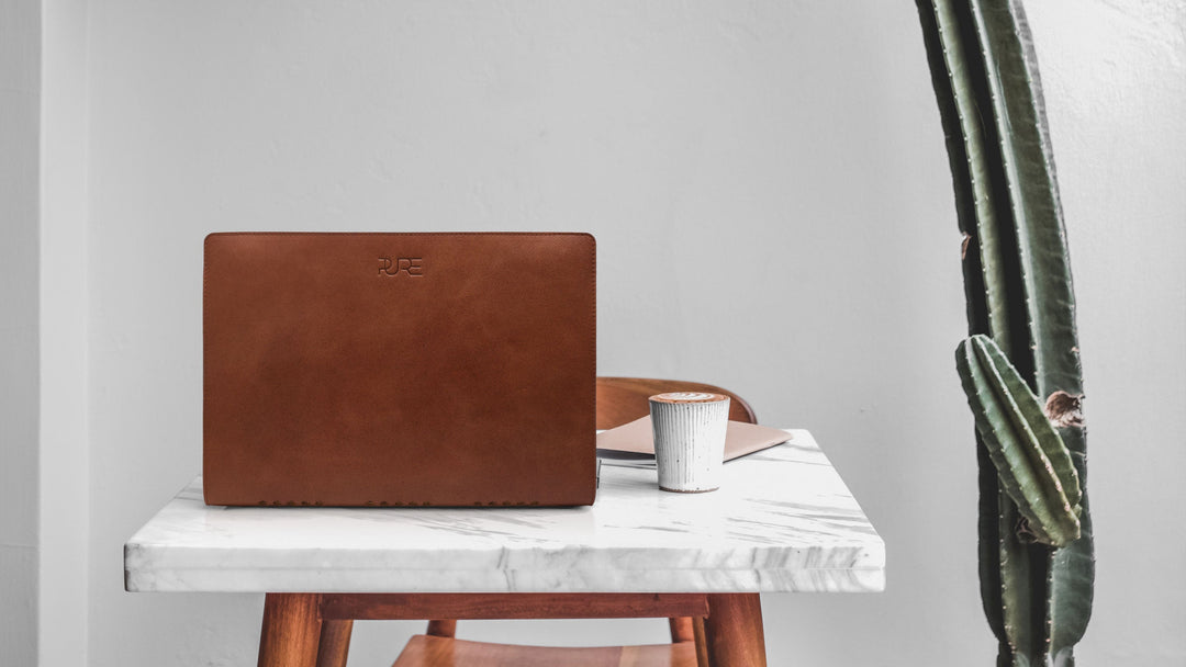 Hüllen - PURE Leather Studio