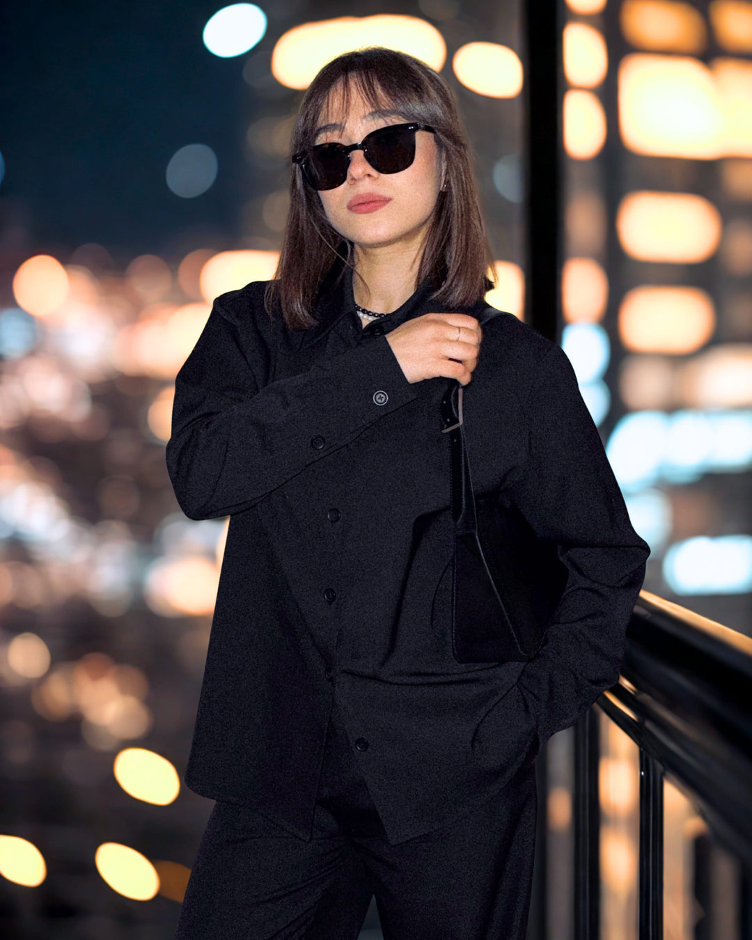 Sac bandoulière ELARA en cuir - Noir profond