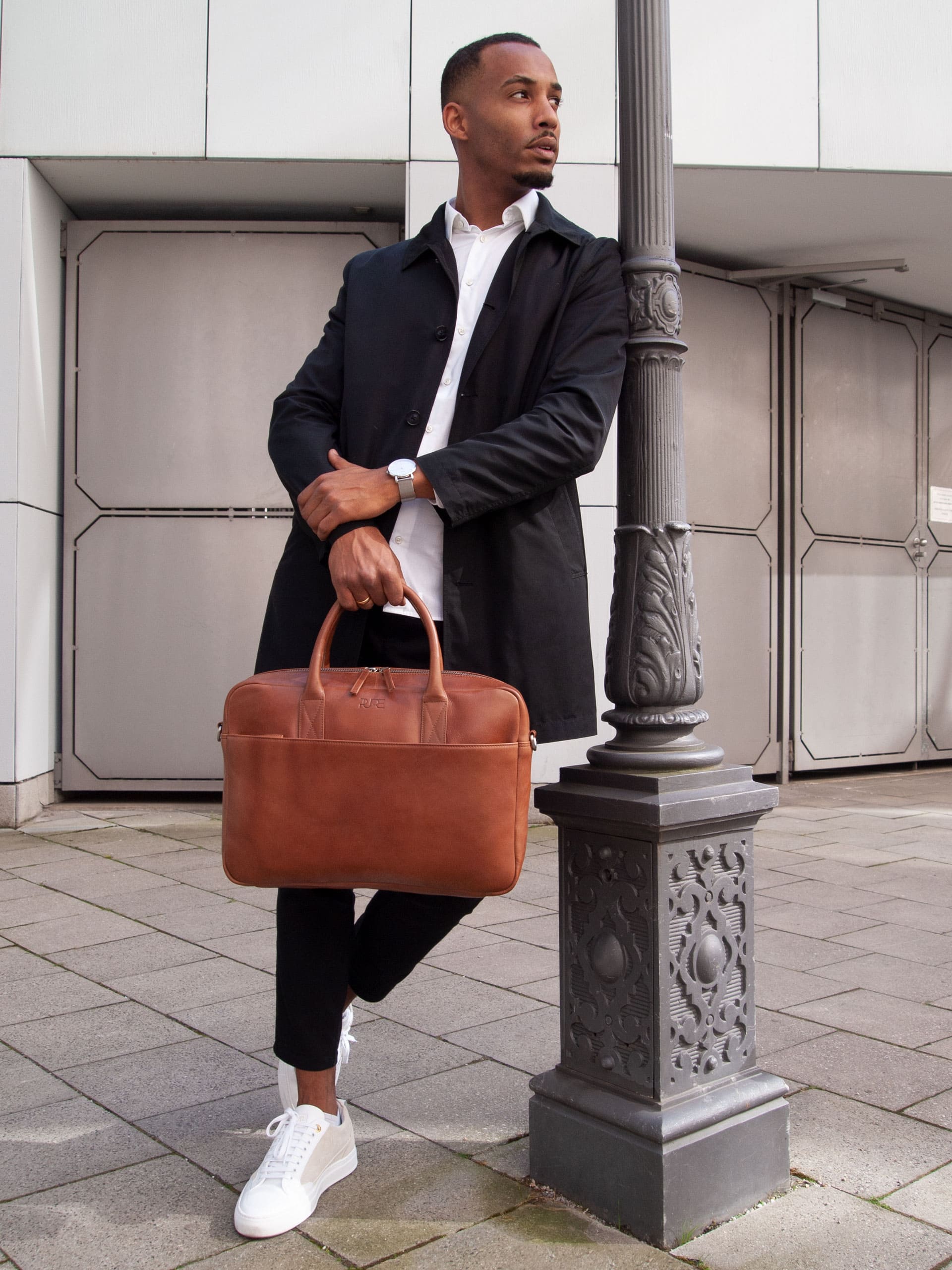 Braune Business Tasche Naos aus Leder von PURE Studios