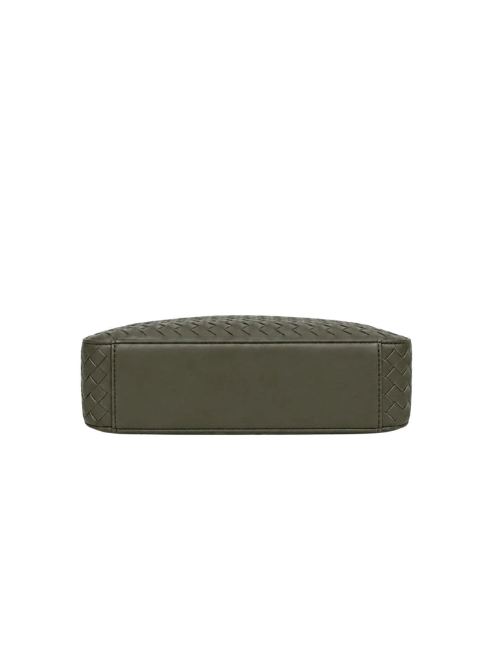 Kleine Crossbody Bag aus geflochtenem Leder in Olive