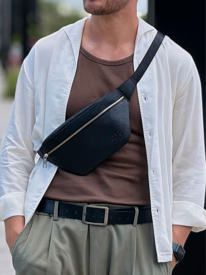 Bauchtasche aus Leder - CAPH in Deep Black