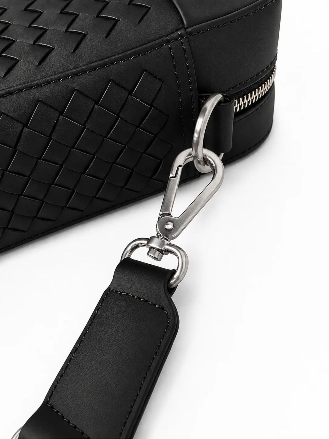 Umhängetasche JUNO Small aus Leder - Deep Black