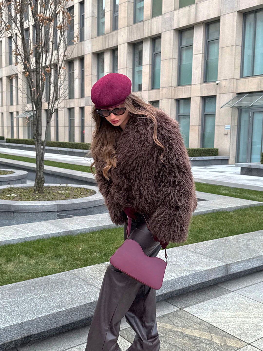 Schultertasche MILEVA aus Leder - Merlot